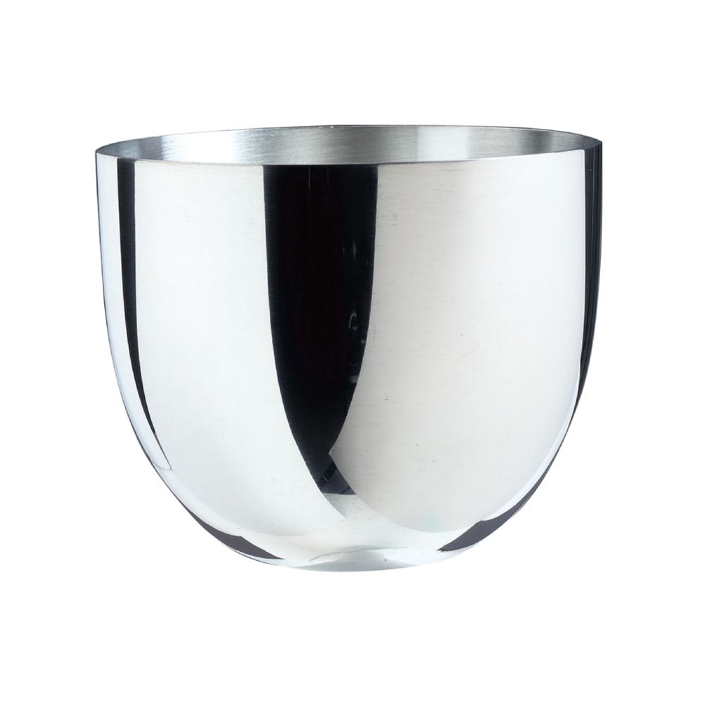 Silver on a 7oz Jefferson Cup on a white background