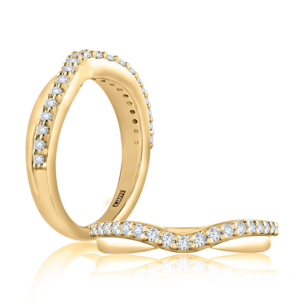 A. Jaffe 14k Gold Curved Polished Pave Diamond Wedding Band