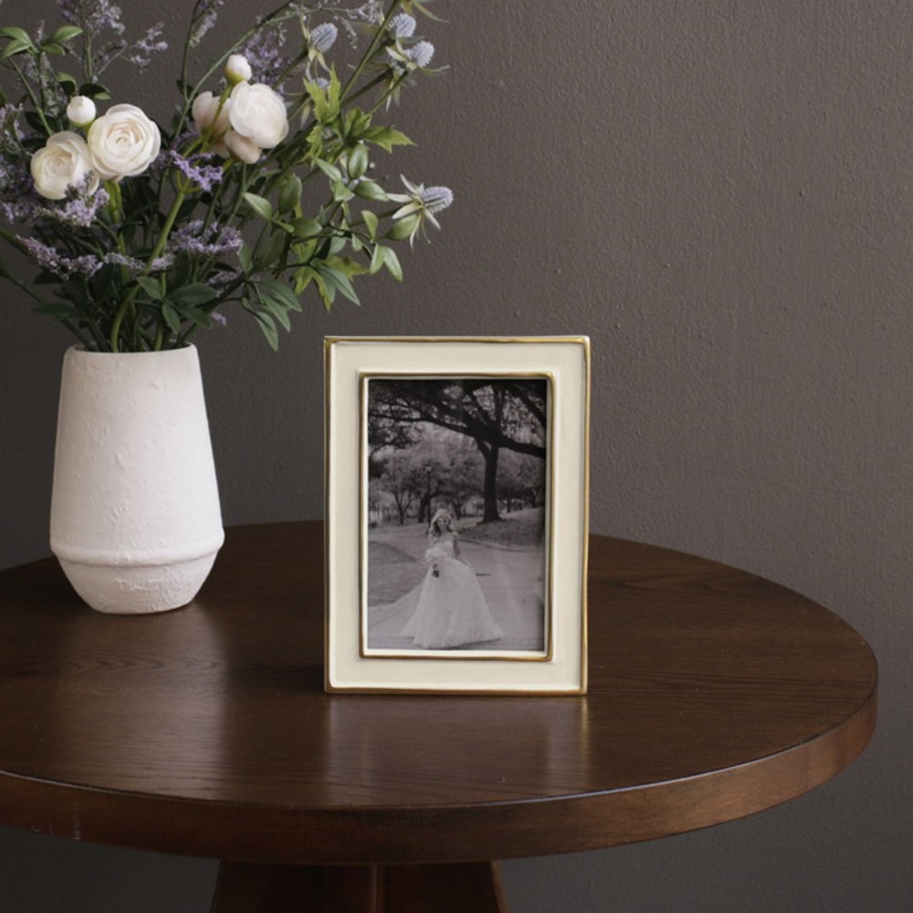 Beatriz Ball ENCANTO Jason Frame - 4x6