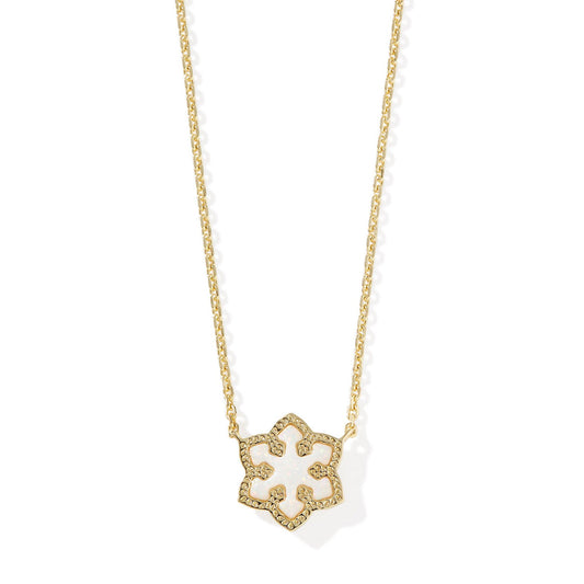 Kendra Scott Snowflake Short Pendant Necklace