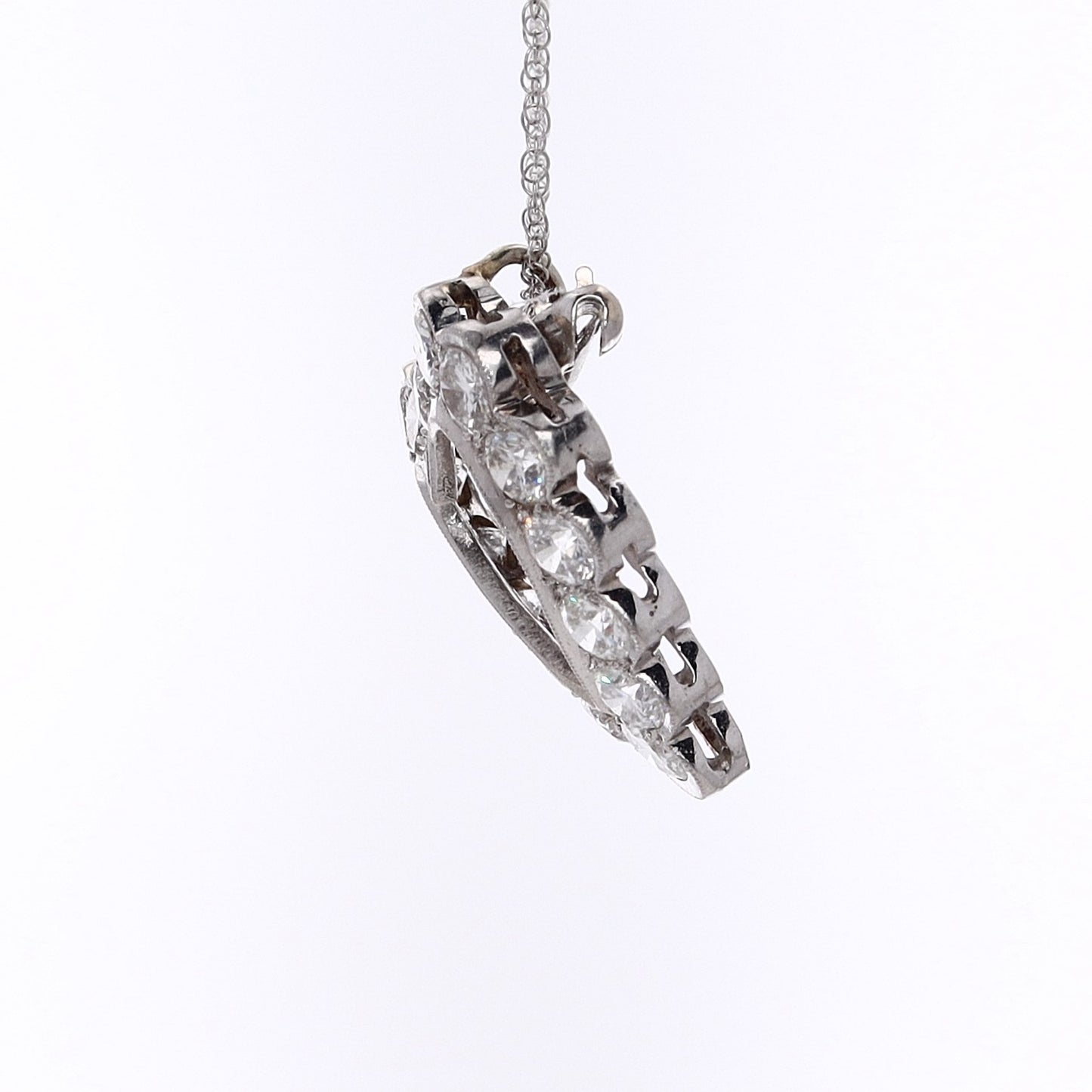 Estate 14 Karat White Gold Diamond Heart Shaped Pendant Necklace