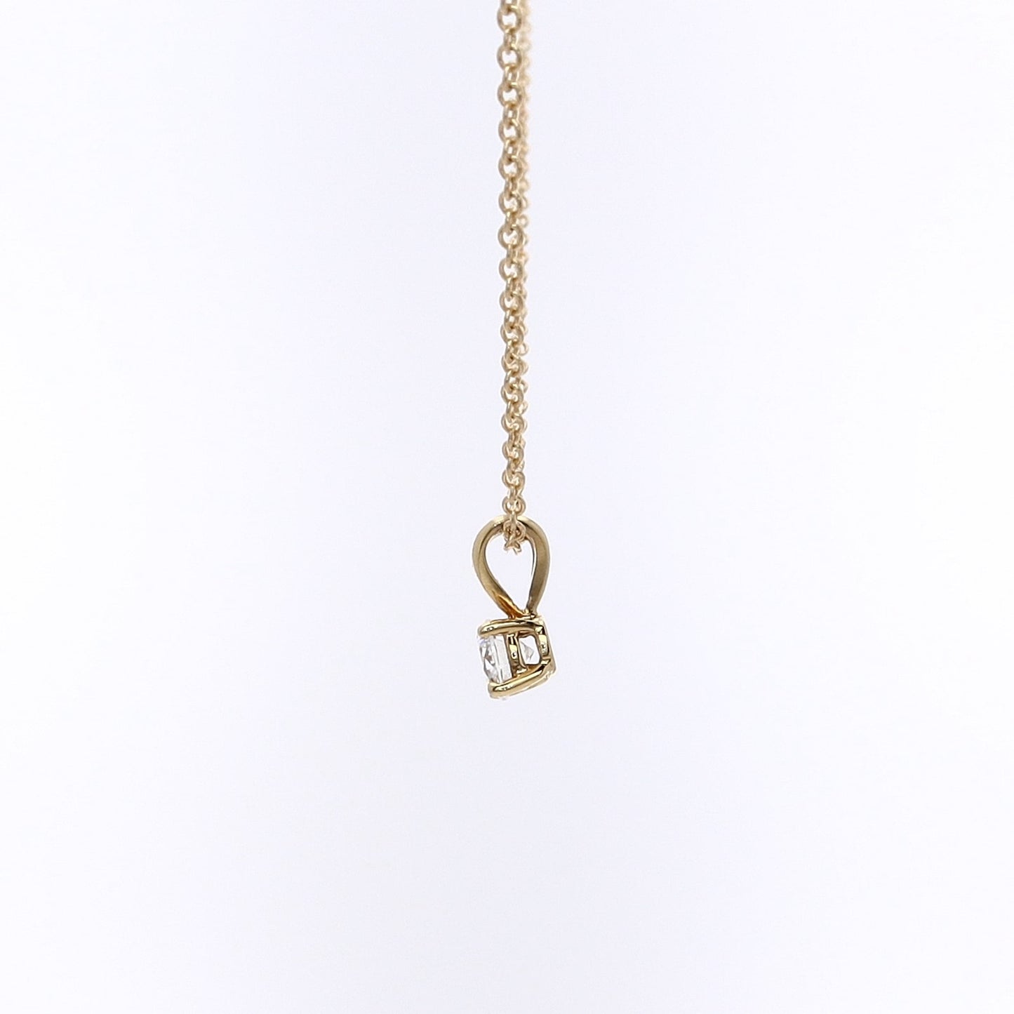 Estate 18 Karat Yellow Gold Solitaire Diamond Pendant Necklace