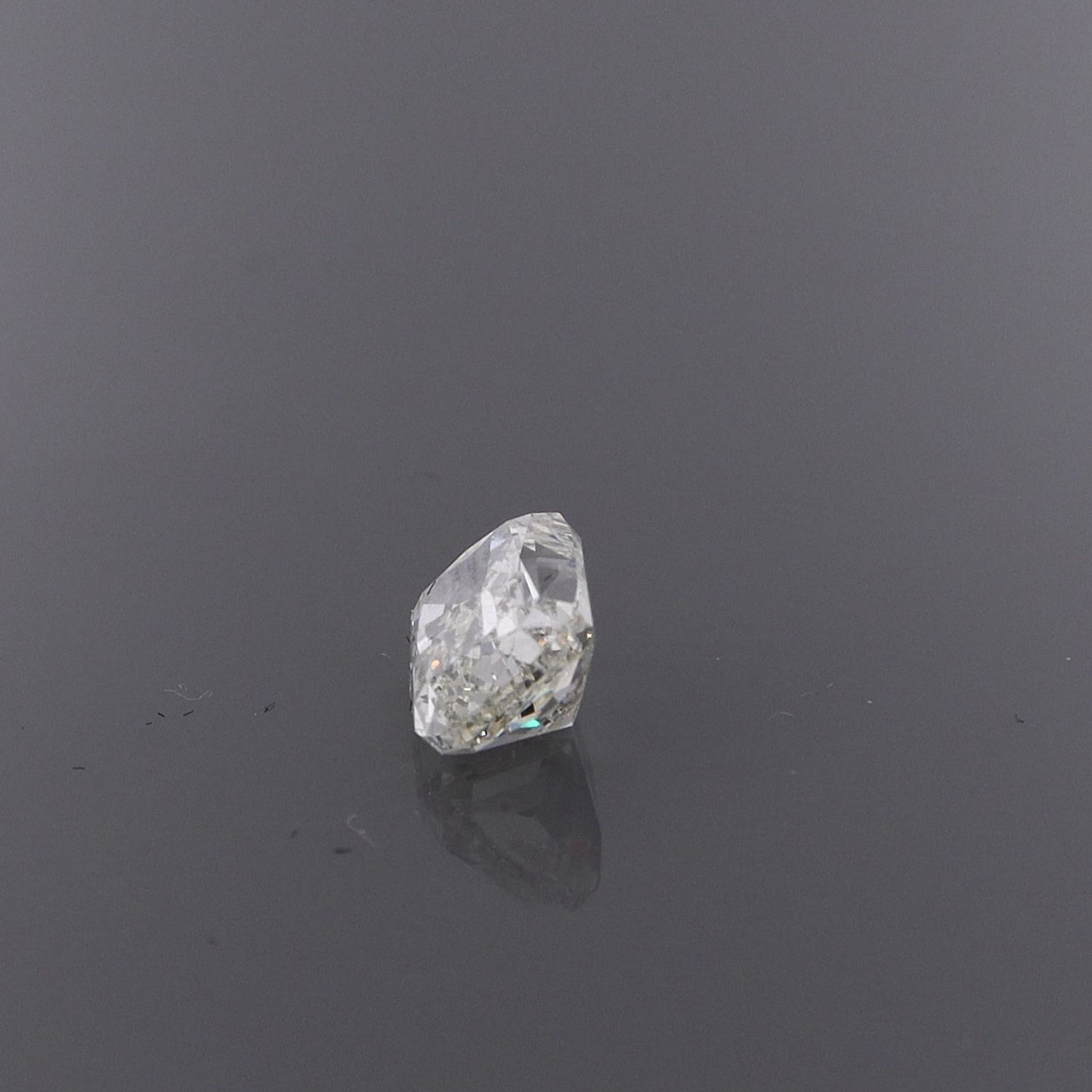 Elongated Cushion 1.56ct LVVS1 Diamond with GIA Certification 2477195404