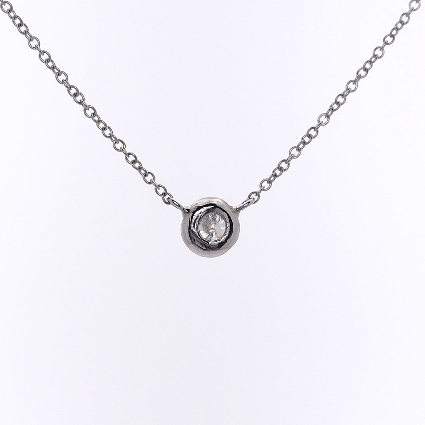 Estate 14 Karat White Gold Solitaire Diamond Pendant Necklace