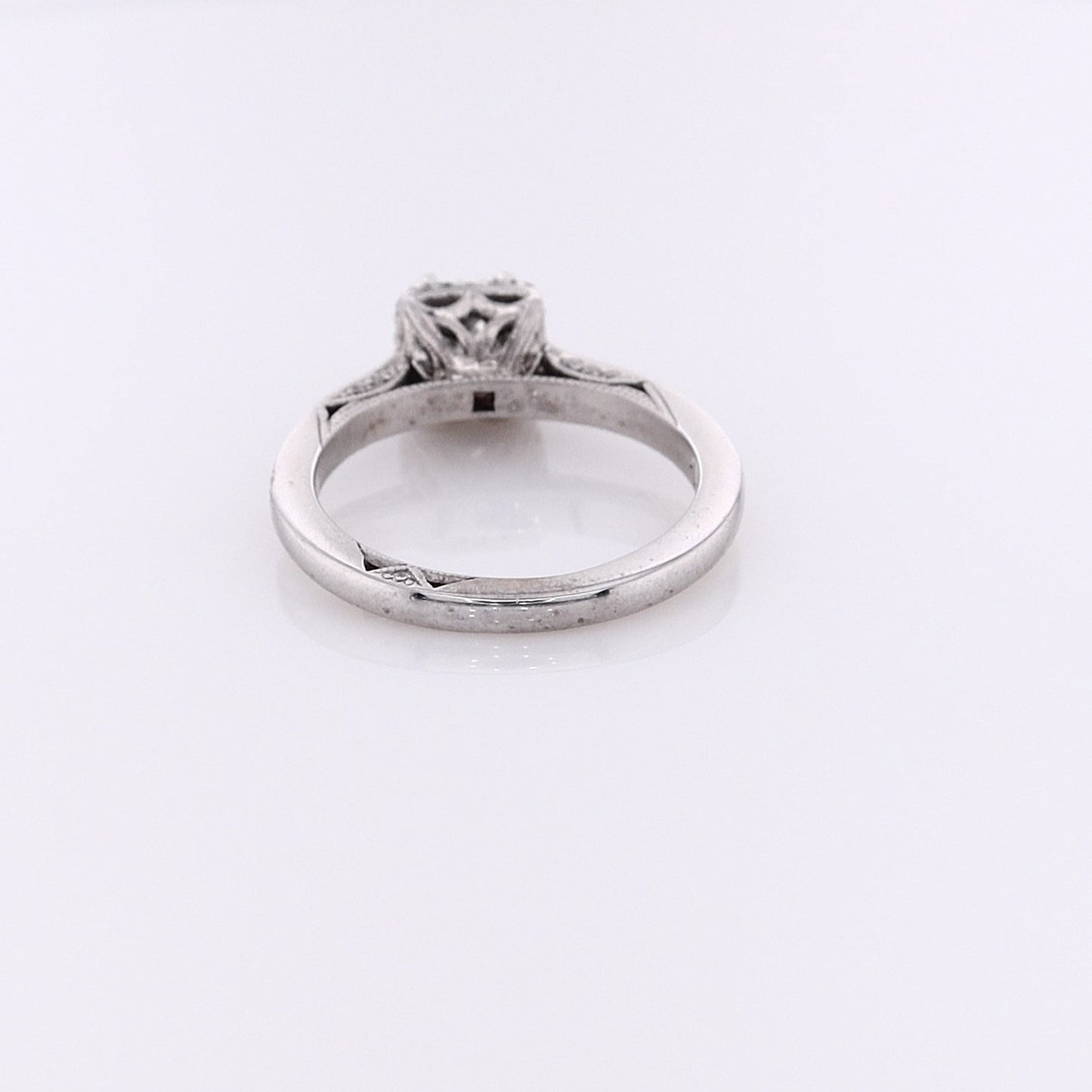 Estate Tacori 18 Karat White Gold Diamond Dantela Engagement Ring