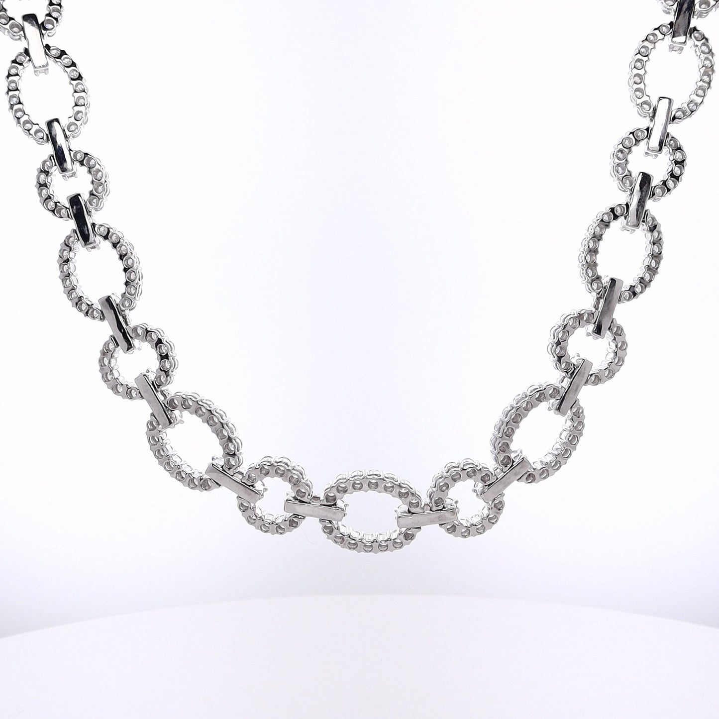 Estate 18 Karat White Gold Alternating Round and Oval Link Diamond Necklace