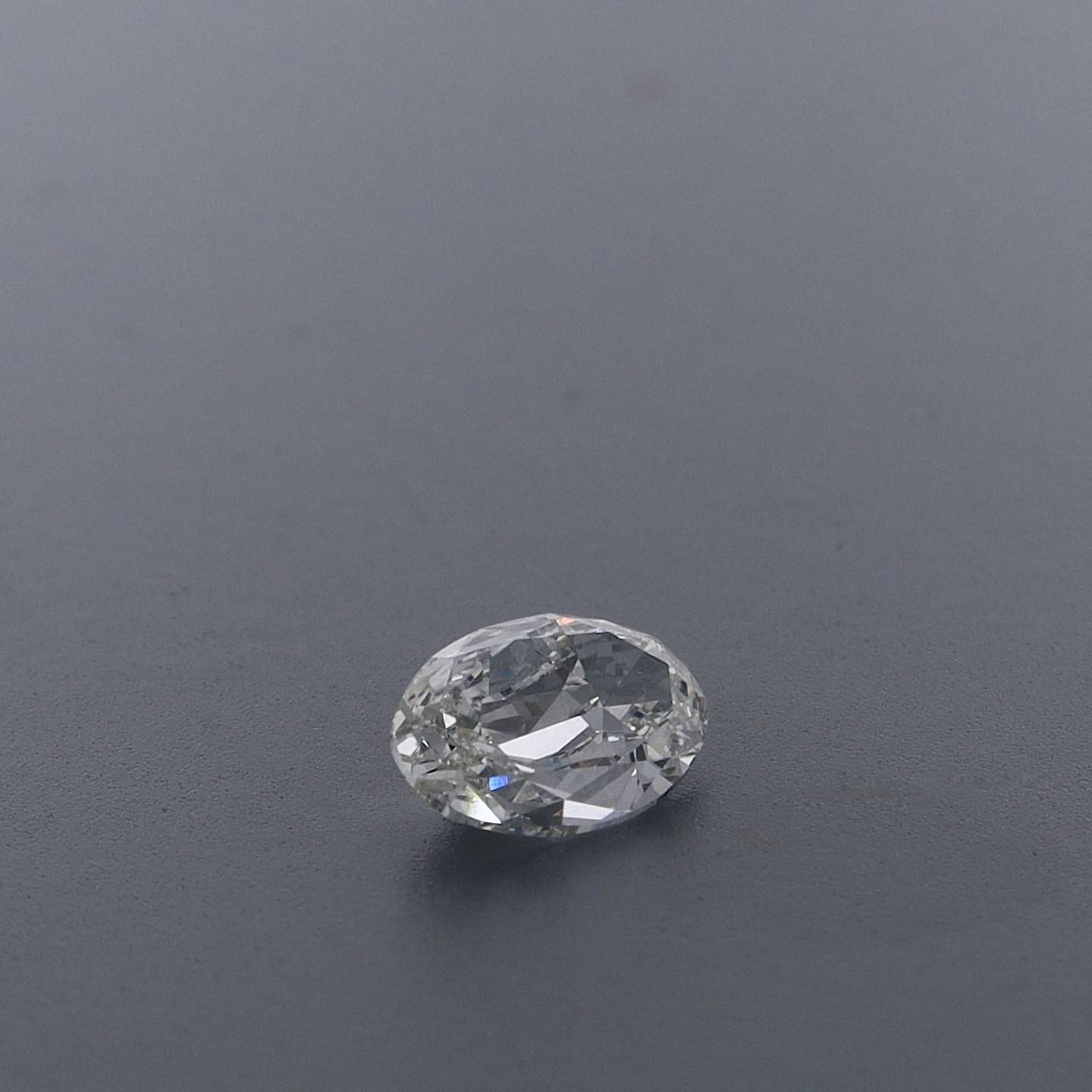 Oval 1.02ct IVVS1 Diamond