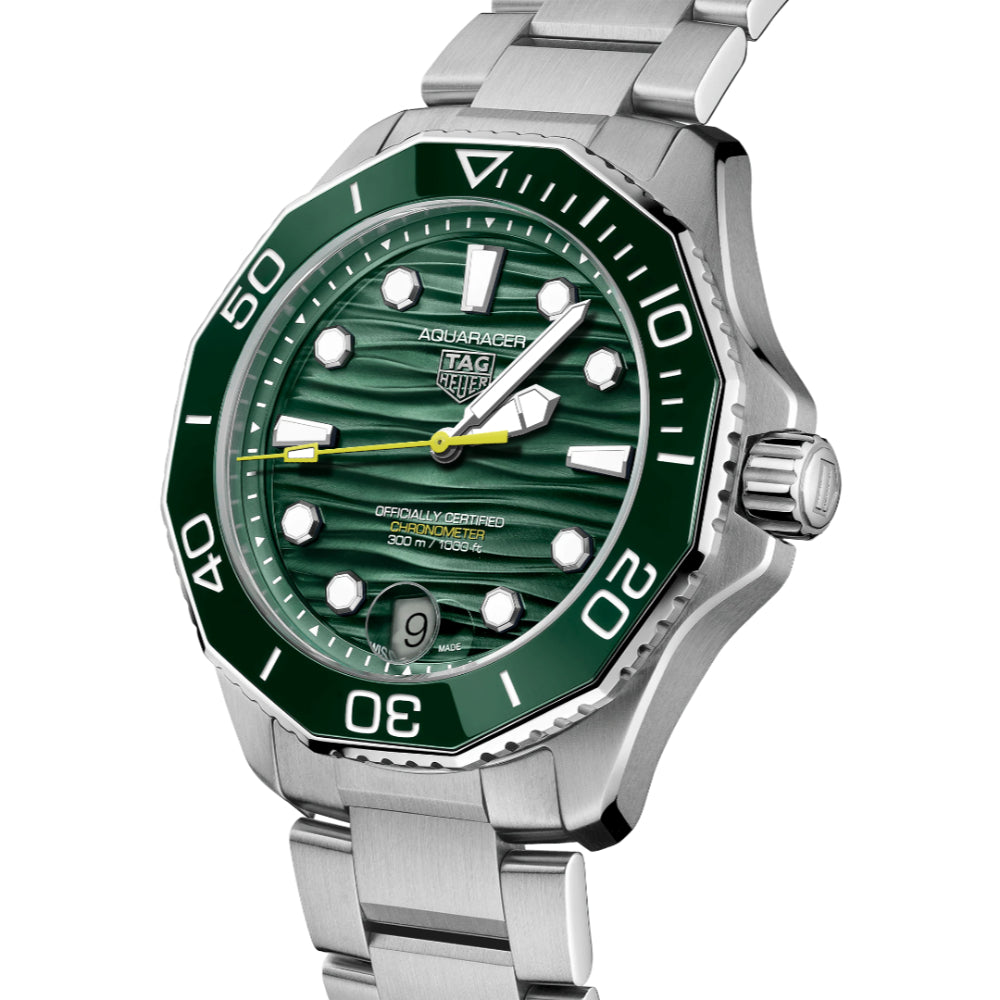 Tag Heuer Aquaracer Professional 300 Date Automatic, Green Dial