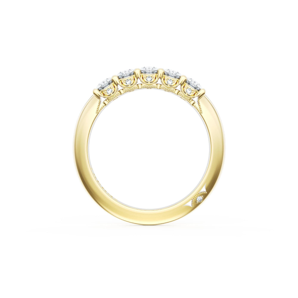 Tacori 18k Gold Classic Crescent RoyalT Oval Cut Diamond Band