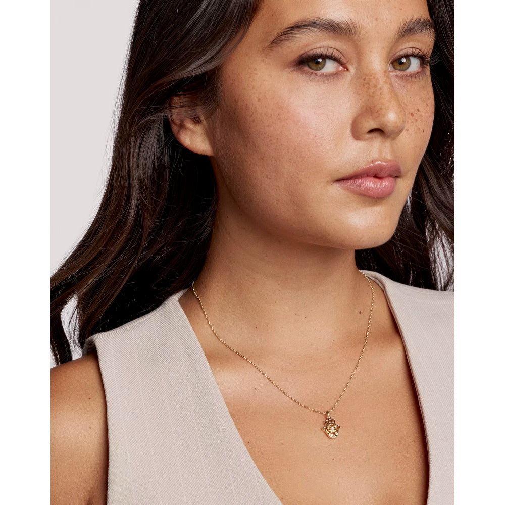 Kendra Scott Hamsa Short Pendant Necklace