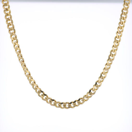 360 degree video of a yellow Gold curb link chain necklace on a white background