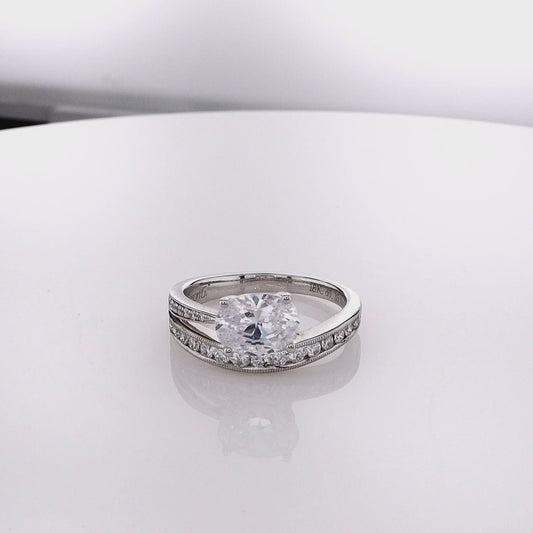 18k White Gold Milgrain Cubic Zirconia and Diamond Ring