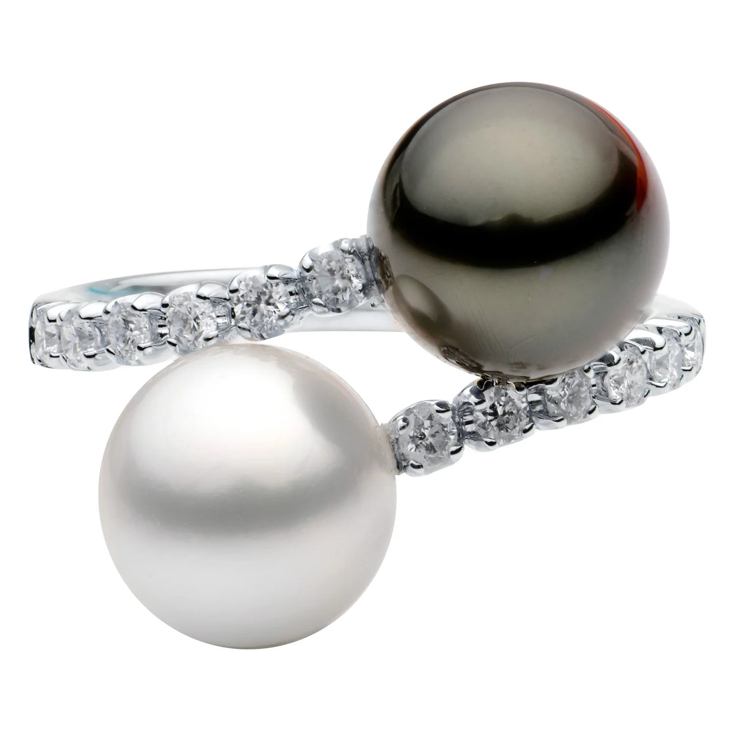 Pearl and diamond ring with a white pearl and black pearl on a white background