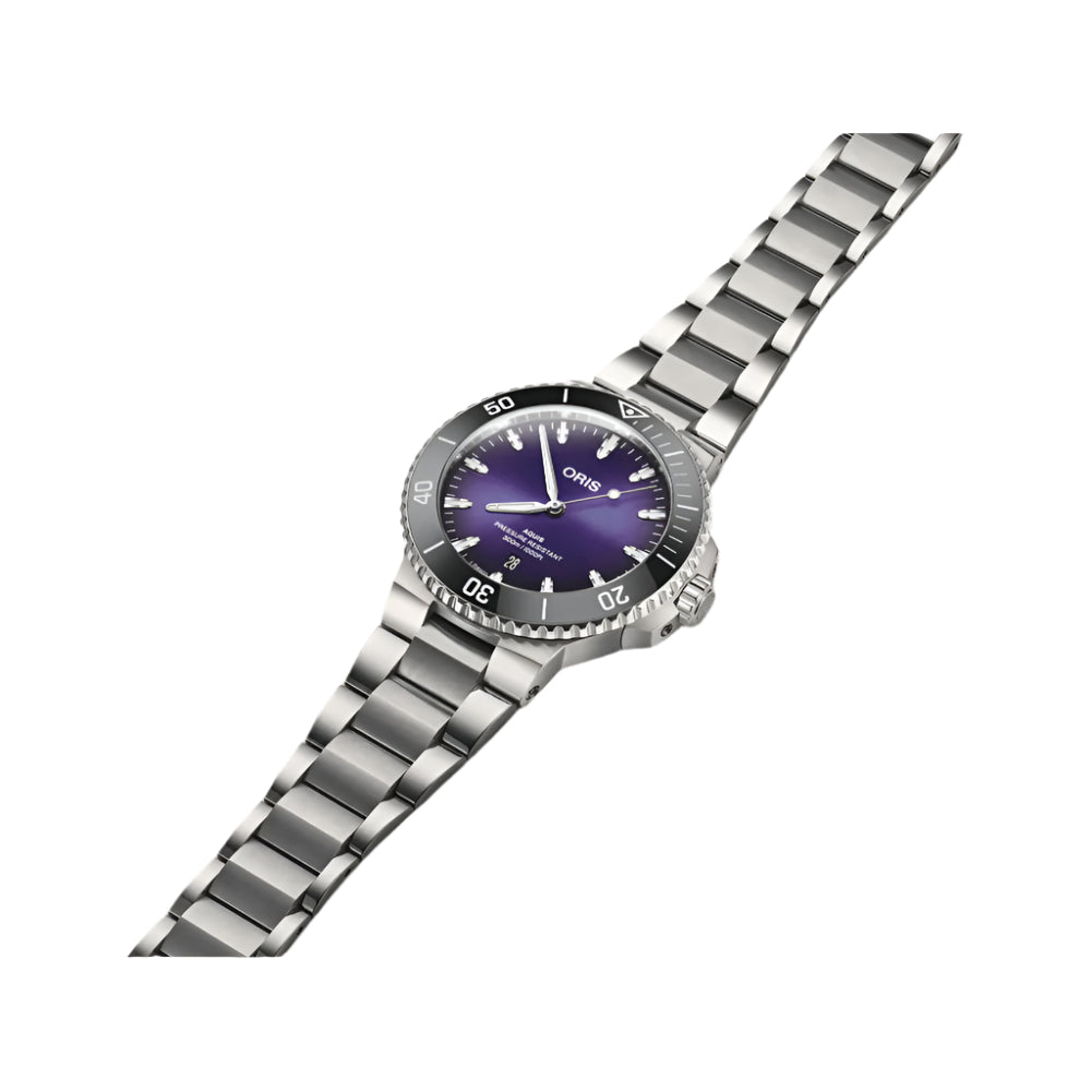 Oris Aquis Date Taste of Summer Automatic Watch