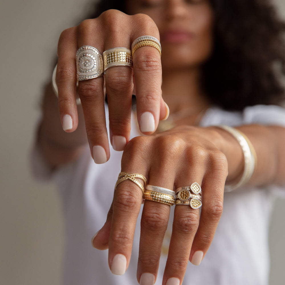 Anna Beck Classic Band Ring - Main Image