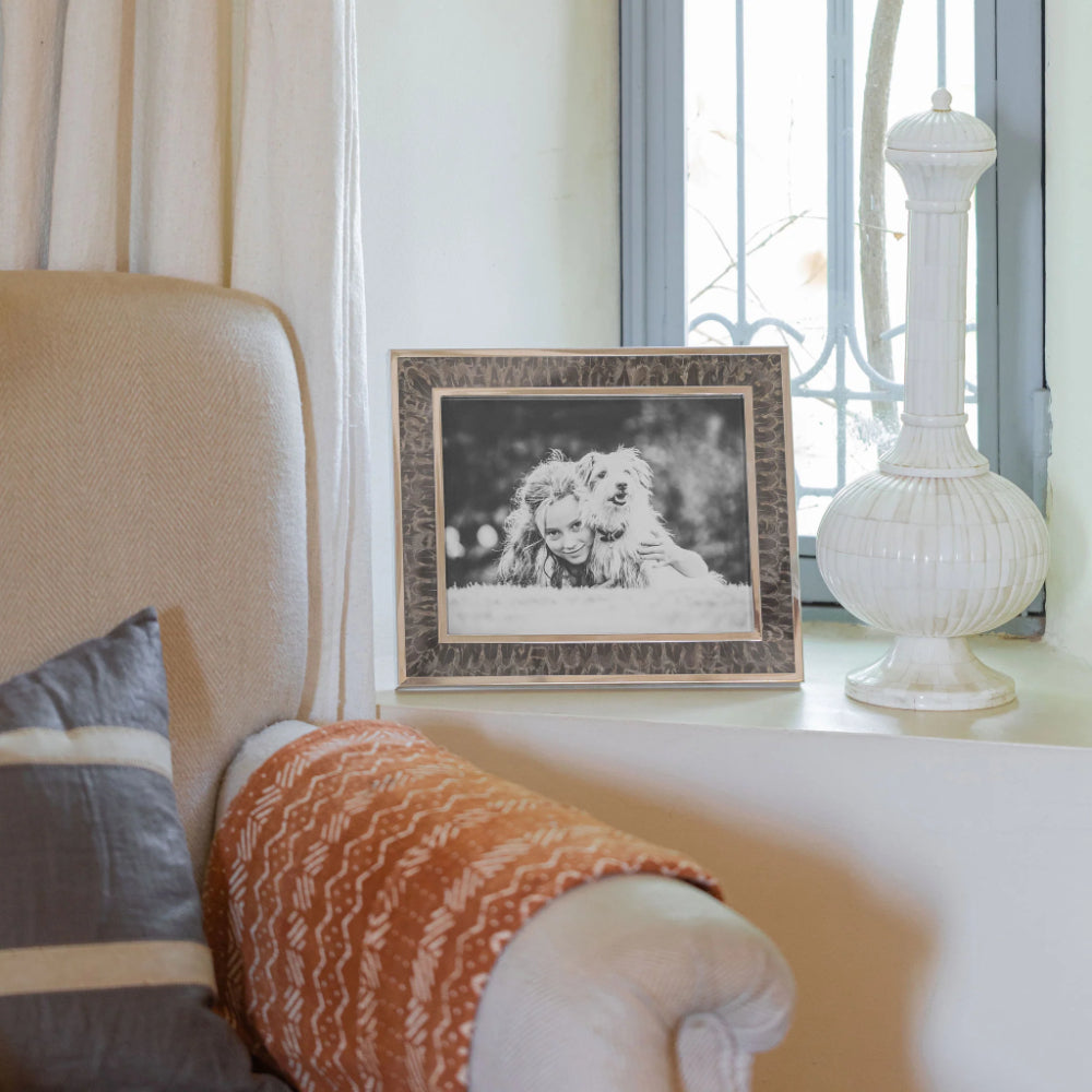 Addison Ross Windsor Speckled Frame