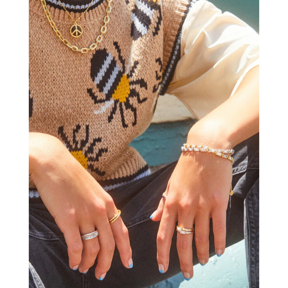 Juliette Silver Pendant Necklace in White Crystal | Kendra Scott