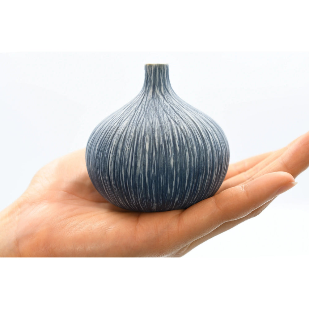 Congo Porcelain Bud Vase